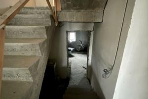 будинок за адресою Центральна вул., 33р