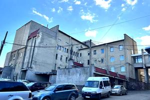 комерційна за адресою Чернівці, Ясська вул. (Миколи Ковальчука), 3Б
