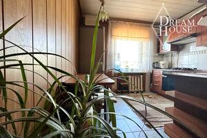 квартира за адресою Небесної Сотні, 4