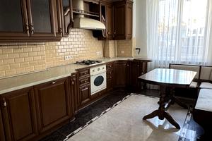 квартира за адресою Героїв Майдану вул. (Червоноармійська), 55
