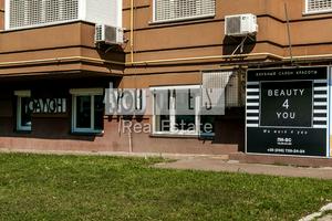комерційна за адресою Метрологічна вул., 11-А