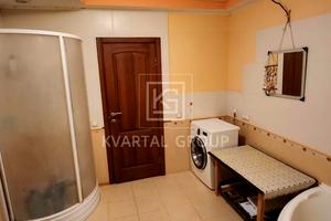 будинок за адресою Миколи Матвієнка