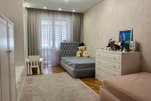 квартира за адресою Чорновола вул., 10