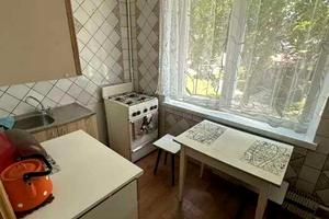 квартира за адресою Нескорених вул. (Героїв Праці), 4