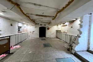 коммерческая по адресу Тринітарська, 13