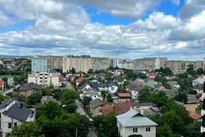 квартира за адресою Володимира Івасюка вул., 82