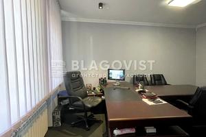комерційна за адресою Київ, Печерський узвіз, 18