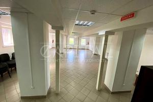 комерційна за адресою Професора Павловського вул. (Боткіна), 4-А