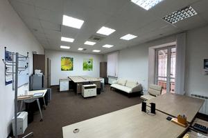 комерційна за адресою Михайла Грушевського вул., 34/1