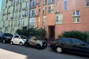 комерційна за адресою Регенераторна вул., 4 к14