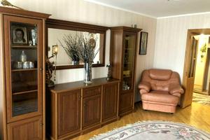 квартира по адресу Драгоманова ул., 44-А