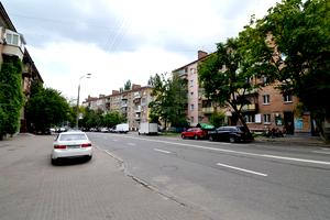 комерційна за адресою Білоруська вул., 15-А