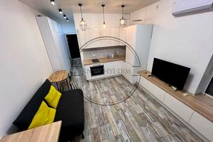 квартира за адресою Зарічна вул., 3-А
