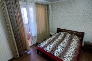 квартира по адресу Квітнева ул., 52