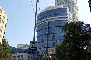 комерційна за адресою Кловський узвіз, 7-А