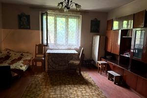 будинок за адресою Центральна, 45
