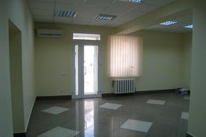 коммерческая по адресу Новосельская ул., 12
