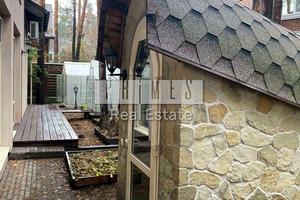 будинок за адресою Новообухівська вул.