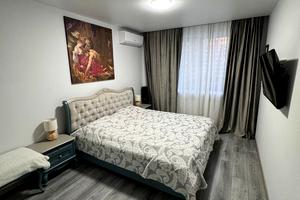 квартира по адресу Співдружності ул., 1