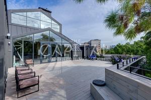 коммерческая по адресу Безручко Марка, 24