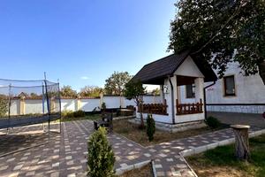 будинок за адресою Набережна
