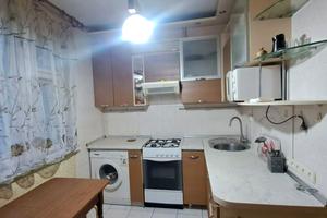 квартира за адресою Нескорених вул. (Героїв Праці), 12д