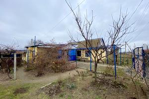 будинок за адресою с. Лугове, Морська, 7