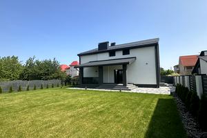 будинок за адресою с. Крихівці, Аматорська вул.