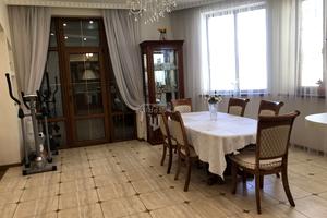 будинок за адресою с. Петропавлівська борщагівка, Лісова вул.
