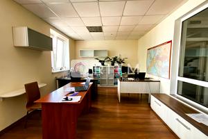 комерційна за адресою Коперника вул., 25