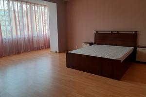 квартира за адресою Зарічанська вул., 11
