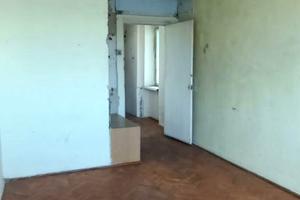 квартира за адресою Тролейбусна вул., 12