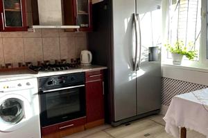 будинок за адресою Роздільна вул., 2