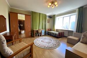 квартира по адресу Олександра Лазаревського ул. (Минина), 9