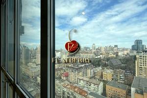 комерційна за адресою Саксаганського вул., 121