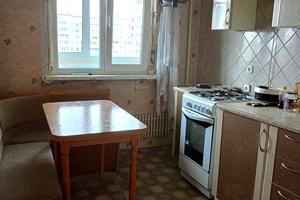 квартира по адресу Метростроителей ул., 43