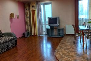 квартира за адресою Озерна вул., 10/1в