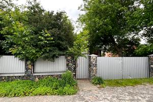 будинок за адресою Лялі Ратушної