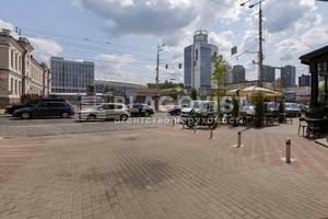 коммерческая по адресу Большая Васильковская ул. (Красноармейская), 64