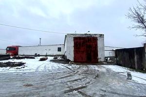 комерційна за адресою Олега Онікієнка вул., 195
