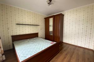 квартира по адресу Драгоманова ул., 40