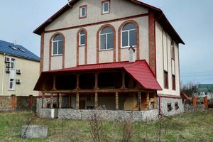 будинок за адресою Незалежності