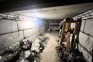 будинок за адресою Центральна вул., 1