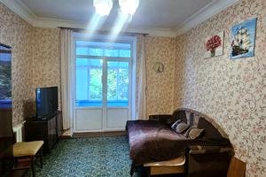 квартира за адресою Героїв Крут вул. (12 Квітня), 3
