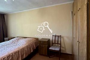 квартира за адресою Володимира Бизова вул. (Якіра), 32