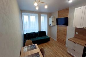 квартира за адресою Праведників Світу вул.,  21