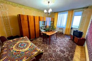 квартира за адресою Богдана Хмельницького вул., 10