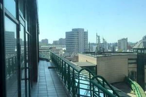 комерційна за адресою Басейна вул., 1/2