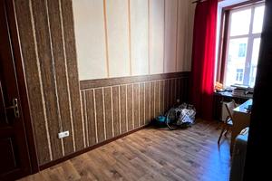 квартира за адресою Пастера вул., 28