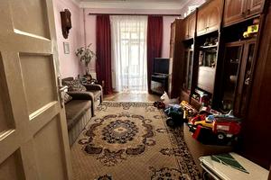 квартира за адресою Михайла Грушевського вул., 42/4